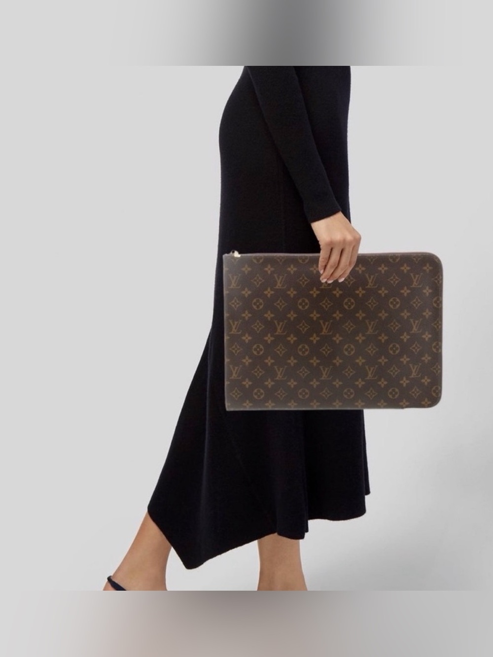 Authentic Louis Vuitton Monogram Zip Folio Clutch in Brown and Tan